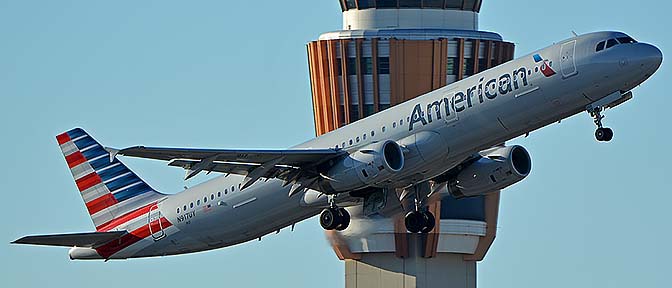 American Airbus A321-231 N917UY, Phoenix Sky Harbor, September 25, 2016